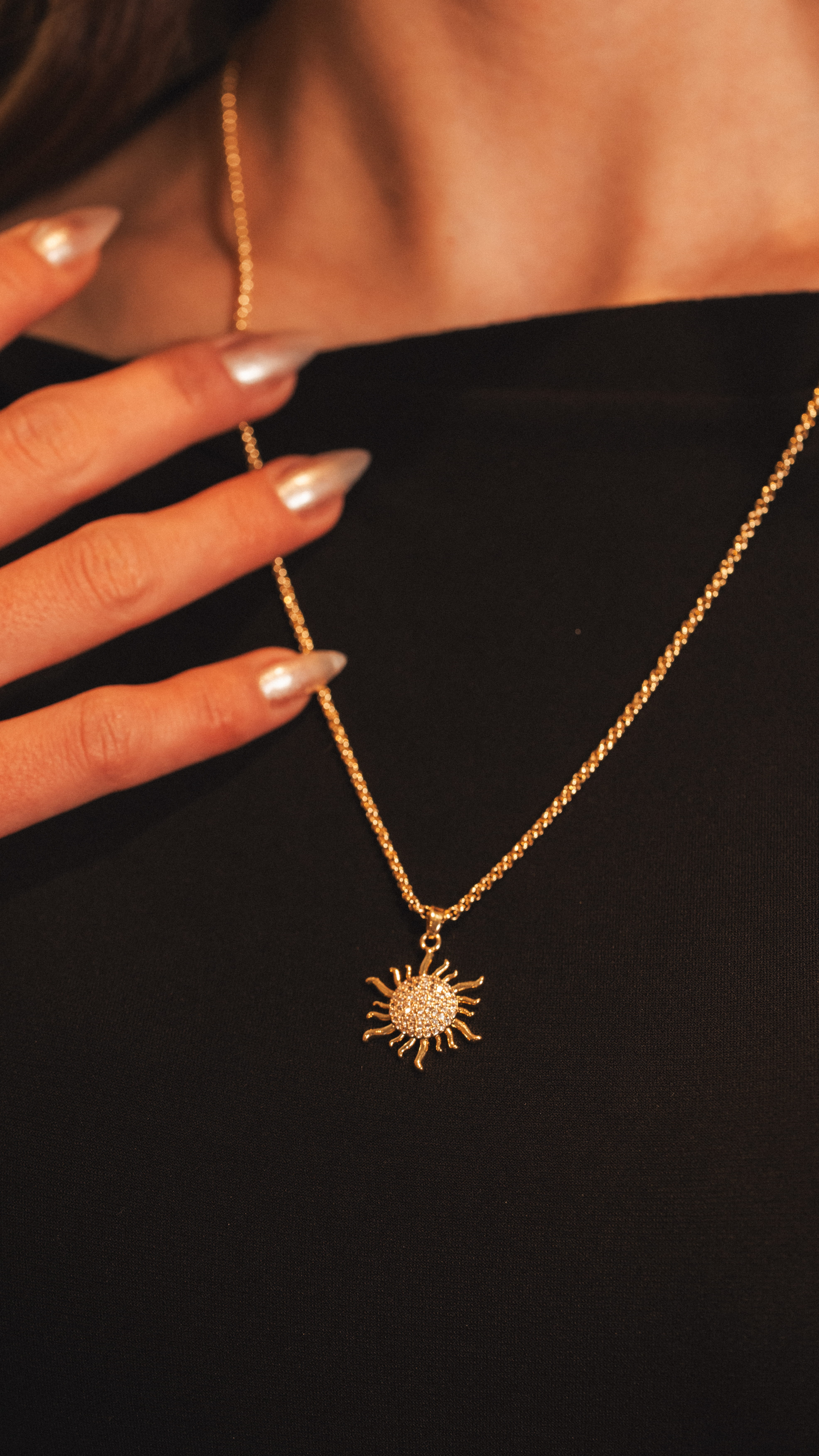 Taşlı Güneş Kolye